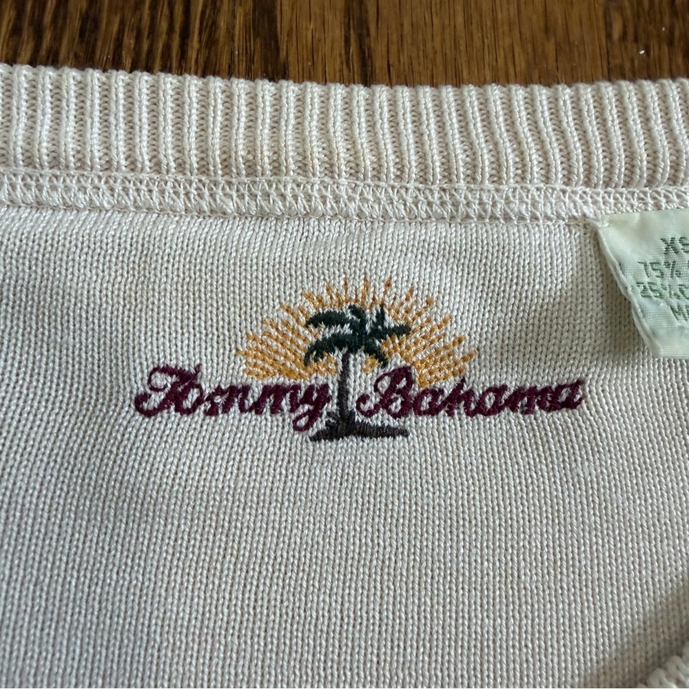 Tommy Bahama Cream Silk Blend Cardigan Sweater Size XS - Picture 2 of 10